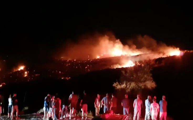 Νύχτα θρίλερ στην Κύπρο: Πτώση ρωσικού πυραύλου από τη Συρία στα Κατεχόμενα – Εντοπίστηκαν κι άλλα συντρίμμια με ρωσικές επιγραφές (Βίντεο, upd4)